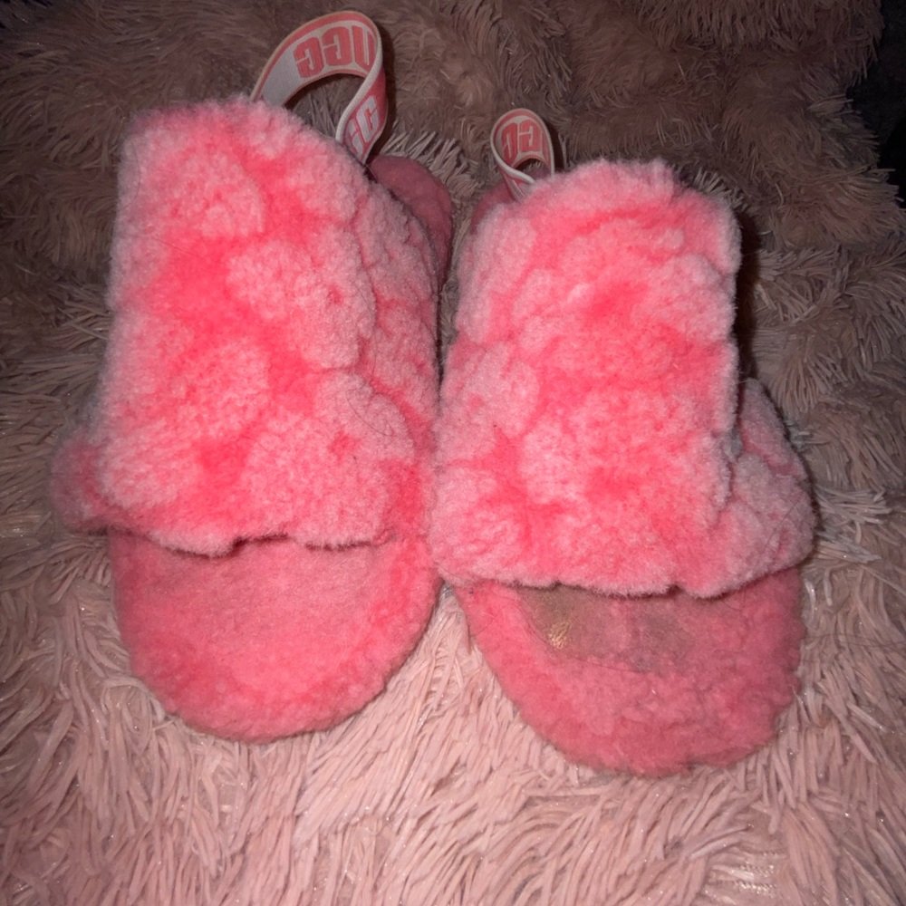 UGG Women's Fluff Yeah Slide Poppy Slipper